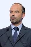 covid : le gouvernement prend enfin des mesures